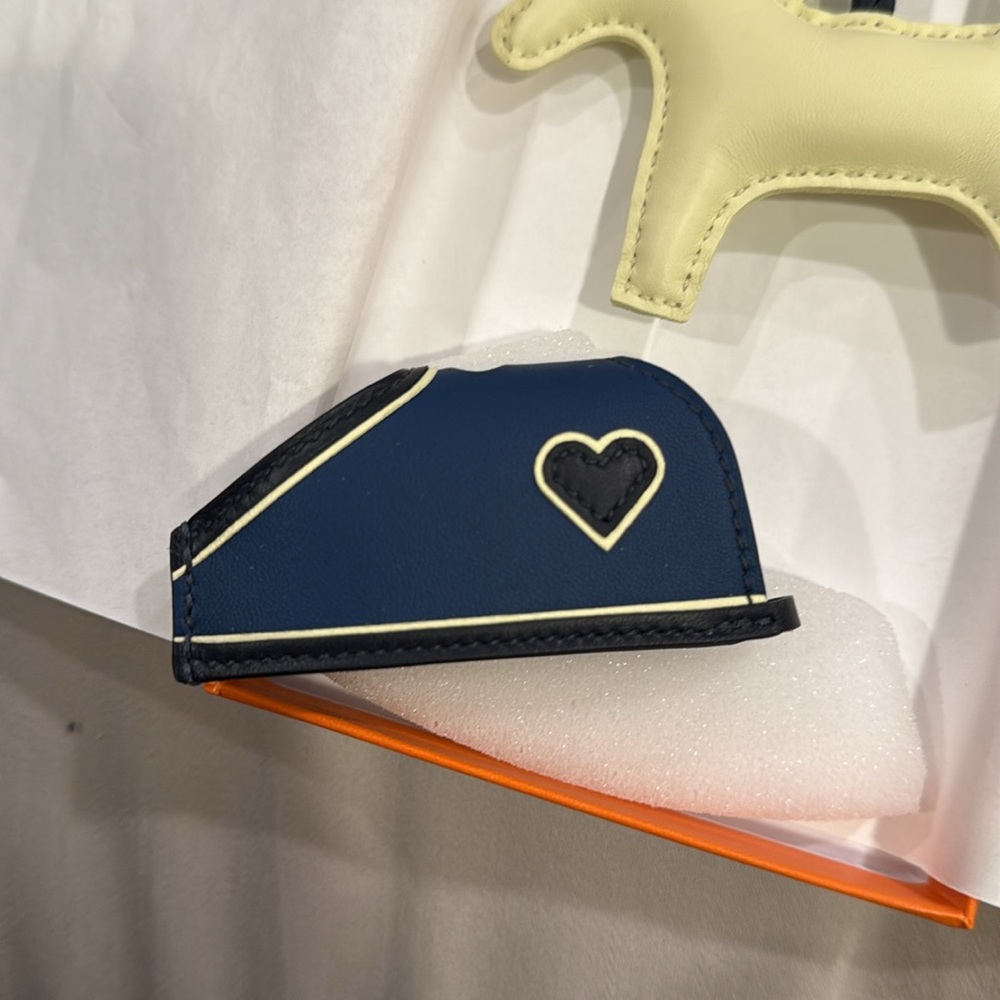 Hermes RARE Rodeo Robeo Coeur PM Bag Charm - Picture 3 of 4